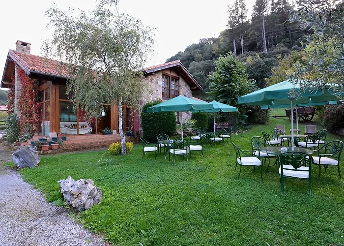 Hotel-posada La Casa De 3*