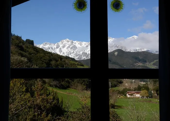 Hotel-posada La Casa De 3* Frama