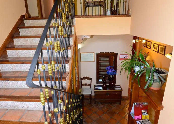 Hotel-posada La Casa De 3* Frama